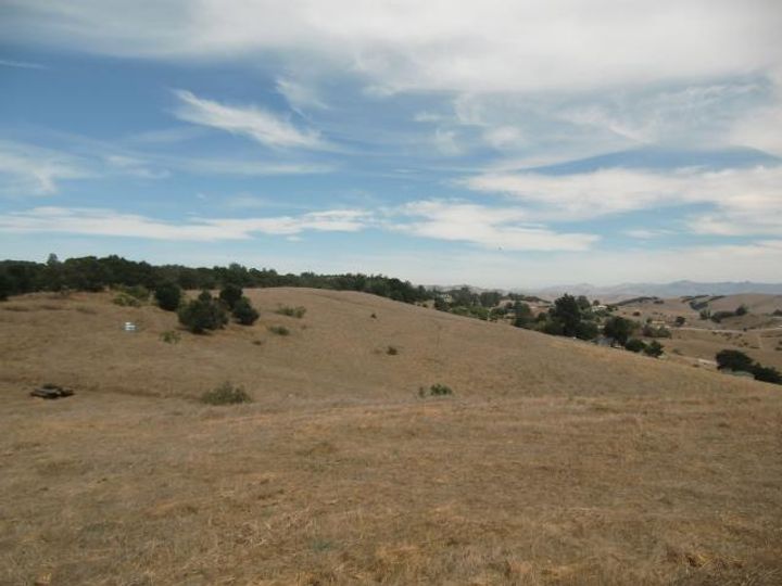 Cannon Rd Aromas CA. Photo 1 of 7