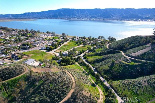 1 Palm Dr Lake Elsinore CA. Photo 7 of 8