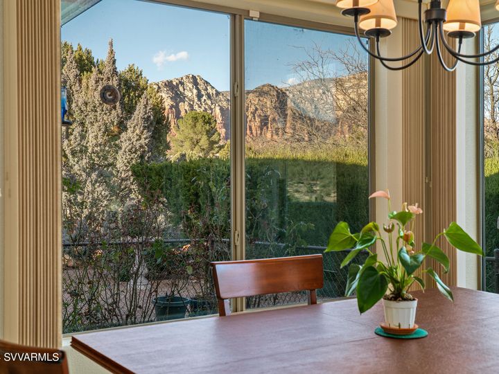 10 Concho Dr, Sedona, AZ | Cathedral View 1. Photo 16 of 38