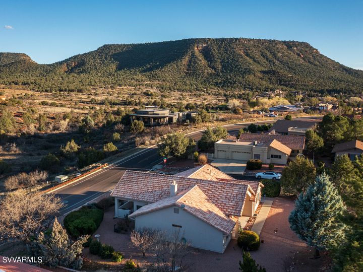 10 Concho Dr, Sedona, AZ | Cathedral View 1. Photo 29 of 38