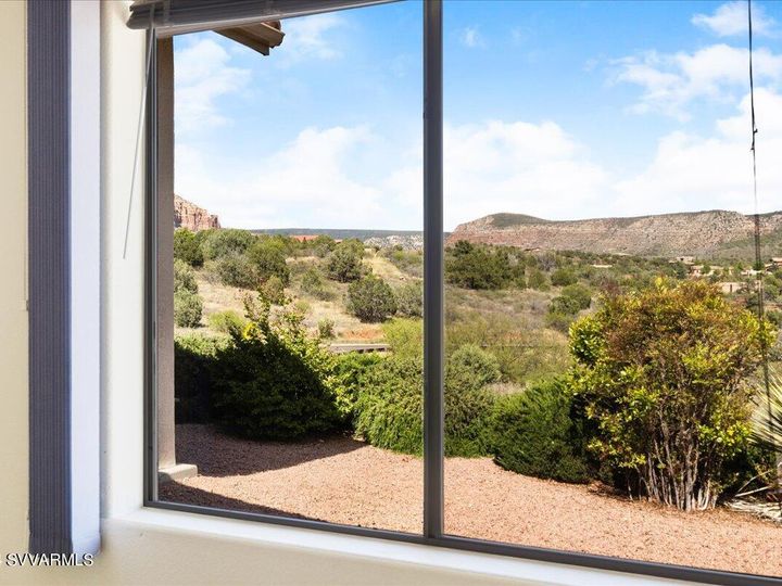 10 Concho Dr, Sedona, AZ | Cathedral View 1. Photo 9 of 38