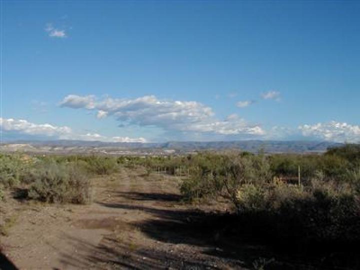 1011 S Salt Mine Rd Camp Verde AZ. Photo 3 of 8