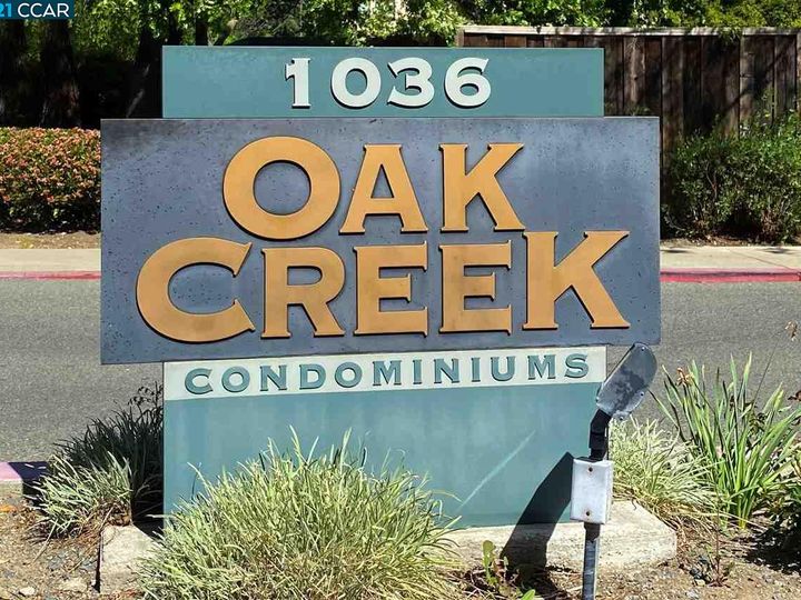 Oak Creek condo #124. Photo 17 of 25