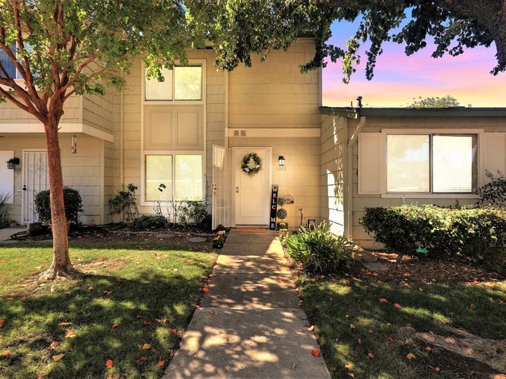 1088 Spring Valley Cmn, Livermore, CA, 94551 Townhouse. Photo 22 of 28