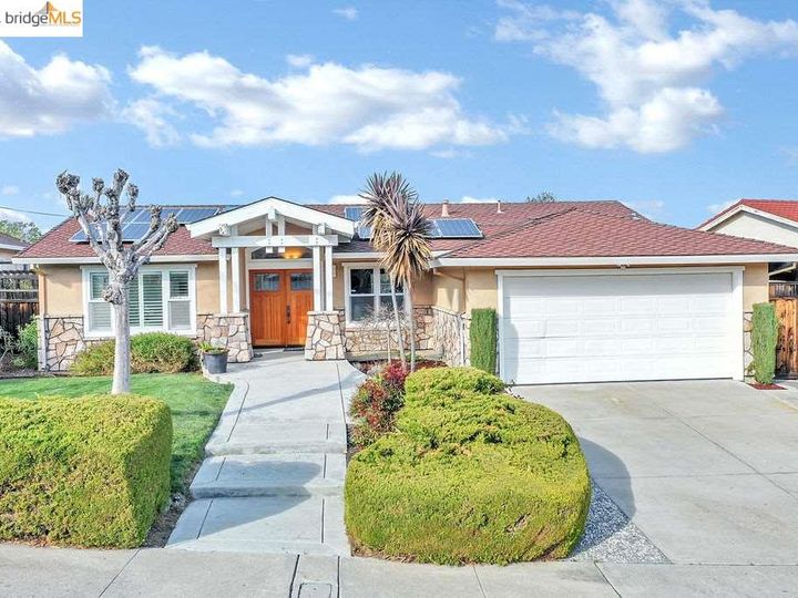 11 Valley Dr, Pittsburg, CA | . Photo 1 of 36