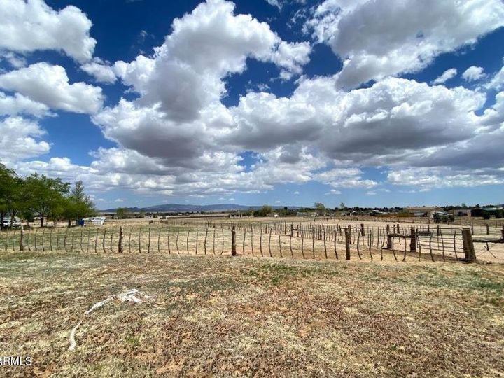 1160 S Johnson Ln, Chino Valley, AZ | 5 Acres Or More. Photo 28 of 47