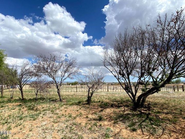 1160 S Johnson Ln, Chino Valley, AZ | 5 Acres Or More. Photo 34 of 47