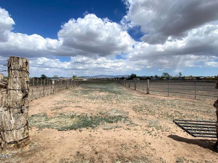 1160 S Johnson Ln, Chino Valley, AZ | 5 Acres Or More. Photo 42 of 47