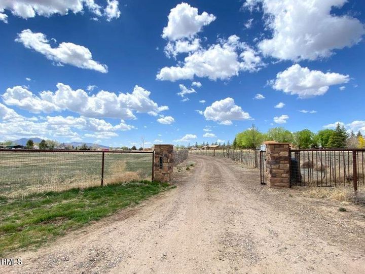 1160 S Johnson Ln, Chino Valley, AZ | 5 Acres Or More. Photo 45 of 47
