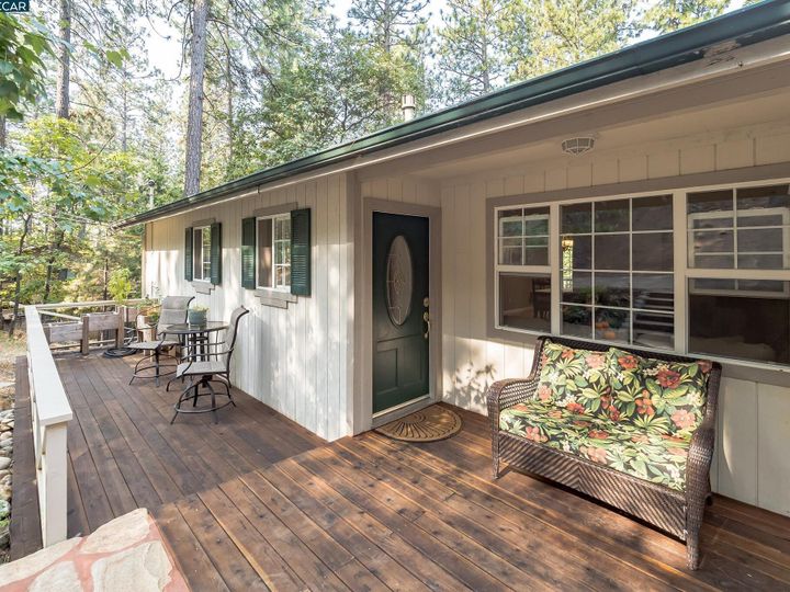 11869 Oracle Dr, Grass Valley, CA | . Photo 3 of 33