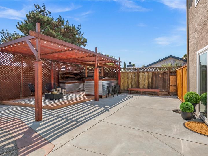 1261 Crestview Dr, Hollister, CA | . Photo 20 of 28