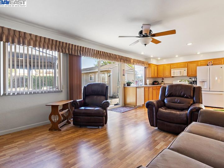 1262 Asti Ct, Livermore, CA | Sunset East. Photo 18 of 45