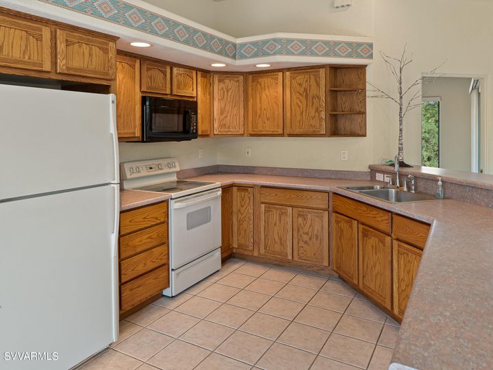 130 Concho Dr, Sedona, AZ | Cathedral View 1. Photo 6 of 15