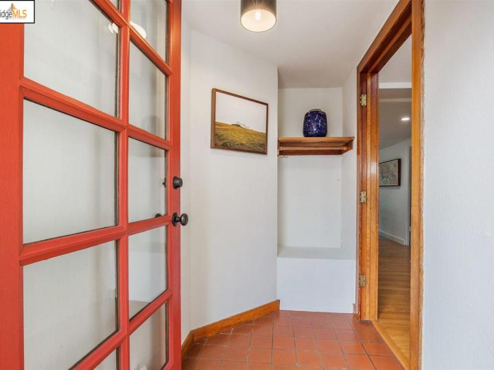 1378 E 36th St, Oakland, CA | Lower Glenview. Photo 37 of 39