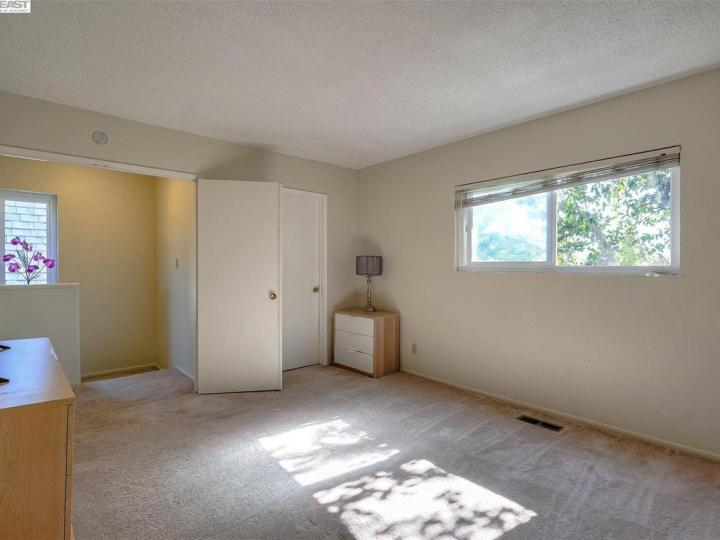 14050 Reed Ave, San Leandro, CA, 94578 Townhouse. Photo 17 of 29