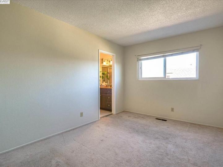 14050 Reed Ave, San Leandro, CA, 94578 Townhouse. Photo 19 of 29