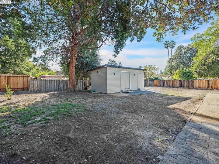 1480 Apple Dr, Concord, CA | Tree Haven. Photo 32 of 37