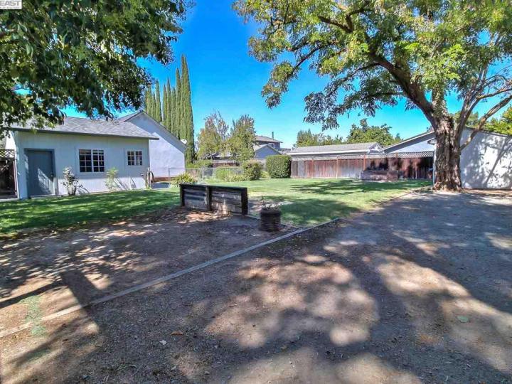 1480 Arroyo Rd, Livermore, CA | Old South Side. Photo 29 of 32