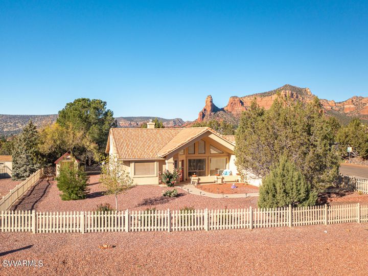 15 Concho Dr, Sedona, AZ | Cathedral View 1. Photo 1 of 42