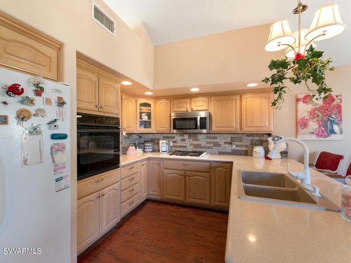 15 Concho Dr, Sedona, AZ | Cathedral View 1. Photo 15 of 42