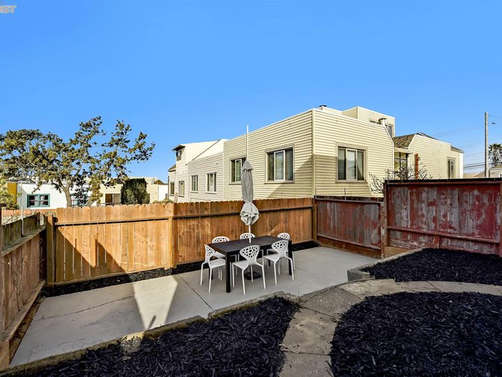 1511 41st Ave, San Francisco, CA | Outer Sunset. Photo 40 of 45