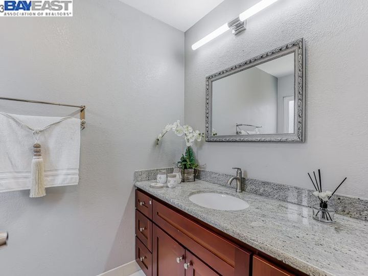 15286 Laverne Dr, San Leandro, CA | Manor. Photo 33 of 52