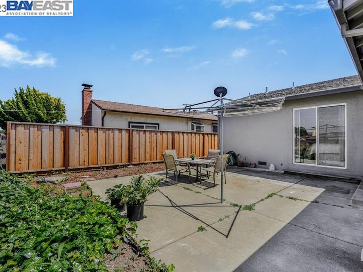 15286 Laverne Dr, San Leandro, CA | Manor. Photo 41 of 52