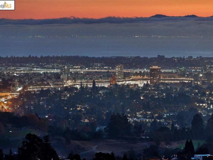 1538 Grand Vw, Berkeley, CA | Claremont Hills. Photo 10 of 36