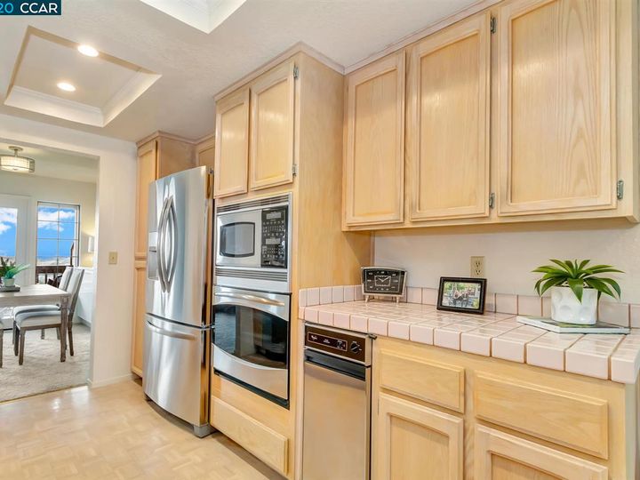 Haslemere Ct condo #. Photo 10 of 37