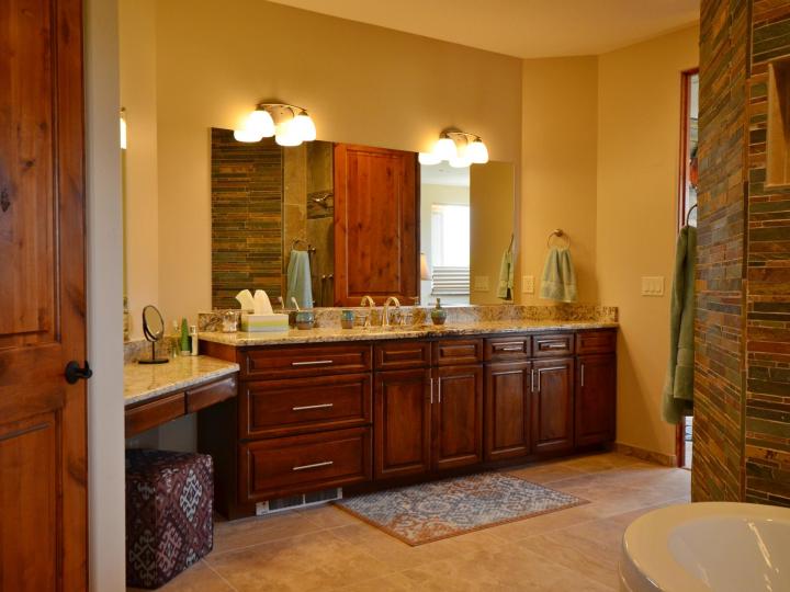 165 Foothills South Dr, Sedona, AZ | Foothills S 1. Photo 16 of 23