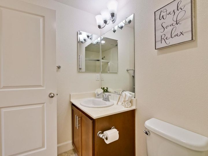 1652 Lee Way, Milpitas, CA, 95035 Townhouse. Photo 30 of 40