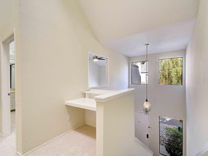 169 Sherland Ave, Mountain View, CA, 94043 Townhouse. Photo 26 of 40