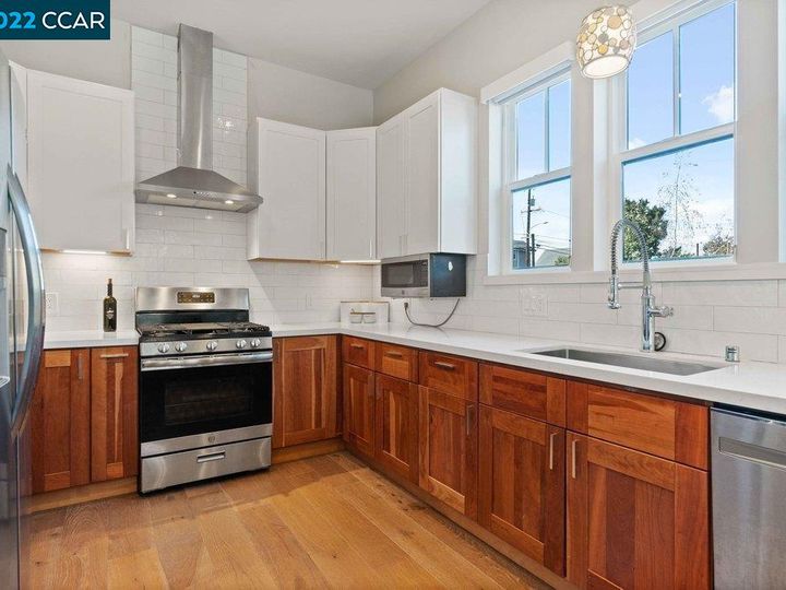 1698 11th St, Oakland, CA | West Oakland. Photo 13 of 39