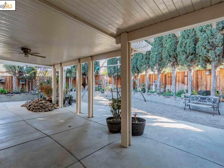 1720 Treehaven Ln, Tracy, CA | Woodfield Ests. Photo 27 of 38
