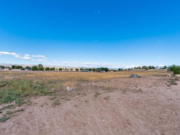 1725 W Kings Ct, Paulden, AZ | 5 Acres Or More. Photo 19 of 39