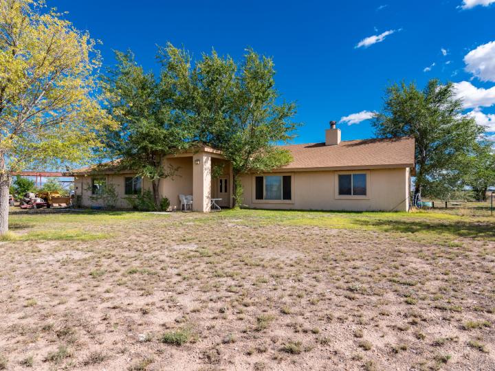 1725 W Kings Ct, Paulden, AZ | 5 Acres Or More. Photo 24 of 39
