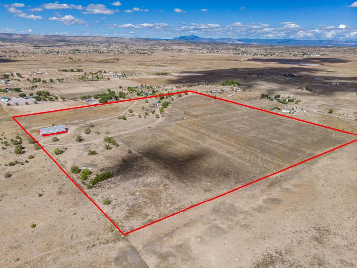 1725 W Kings Ct, Paulden, AZ | 5 Acres Or More. Photo 6 of 39