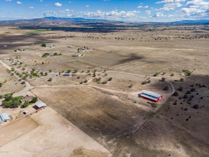 1725 W Kings Ct, Paulden, AZ | 5 Acres Or More. Photo 7 of 39