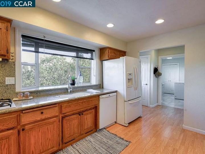 17443 Aileen Way, Grass Valley, CA | . Photo 14 of 39