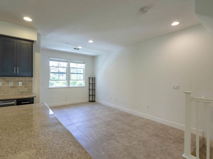 1805 Lee Way, Milpitas, CA, 95035 Townhouse. Photo 26 of 40