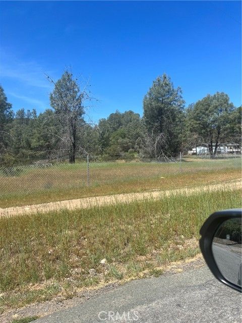 1815 Spring Valley Rd Clearlake Oaks CA. Photo 2 of 3