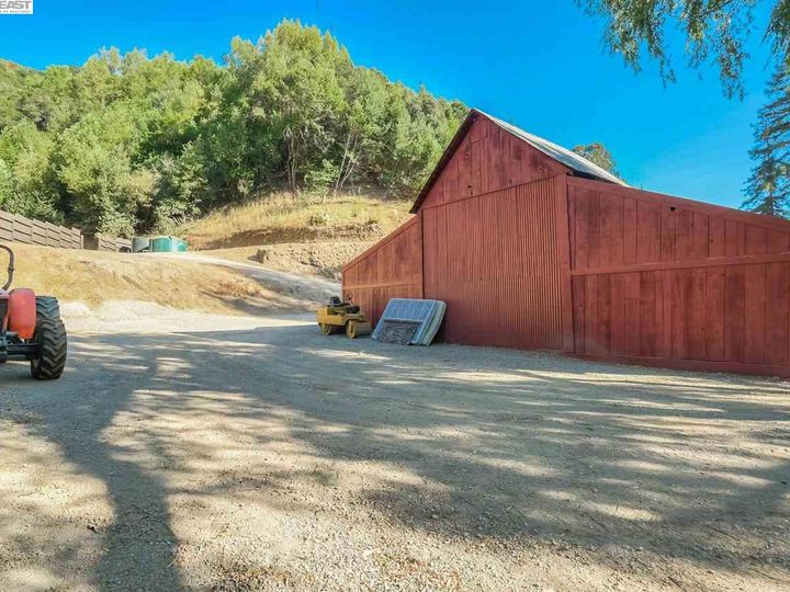 18208 Cull Canyon Rd, Castro Valley, CA | County. Photo 26 of 37