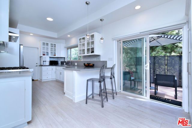 1839 N Beverly Dr, Beverly Hills, CA | . Photo 22 of 60