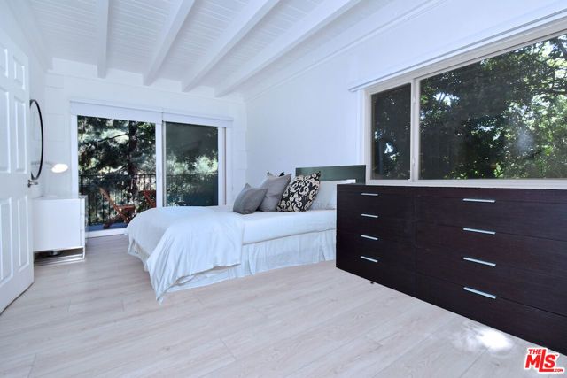 1839 N Beverly Dr, Beverly Hills, CA | . Photo 40 of 60