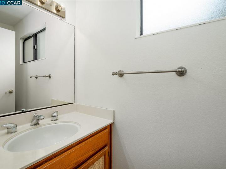 1857 N Forest Hill Pl, Danville, CA, 94526 Townhouse. Photo 28 of 40