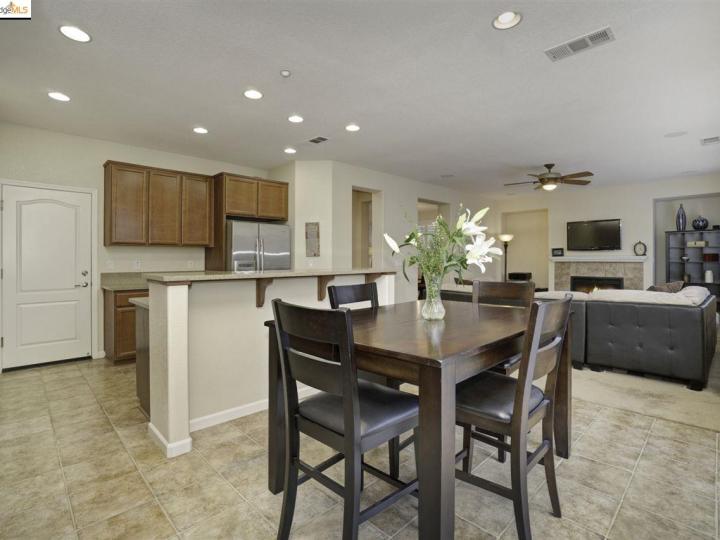 1902 Red Rock Rd, Brentwood, CA | Brentwood. Photo 11 of 25