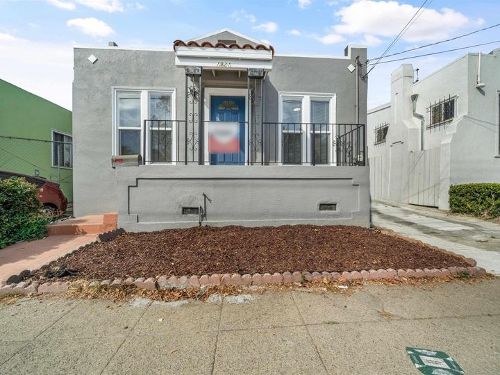 1921 14th, Oakland, CA | East Oakland. Photo 1 of 24