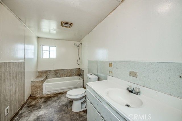 1927 Young St, Selma, CA | . Photo 39 of 48