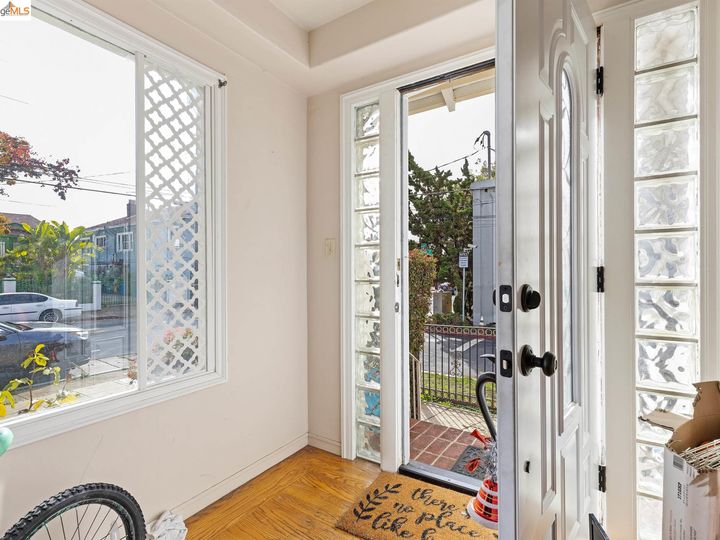1929 35th Ave, Oakland, CA | . Photo 6 of 33