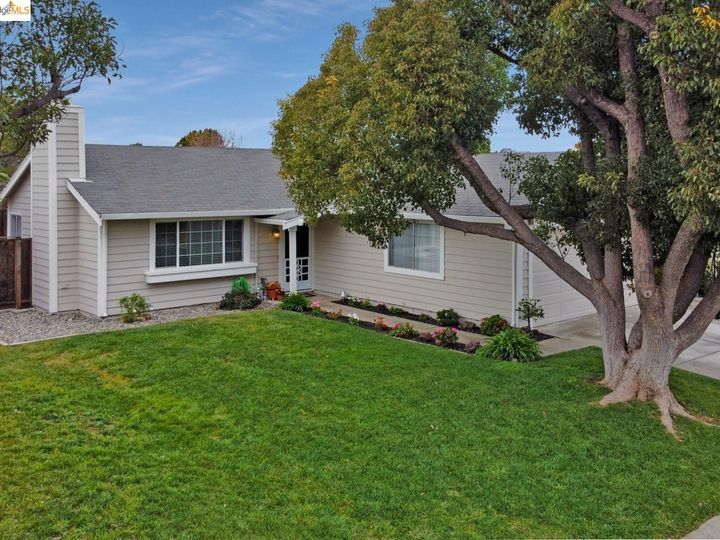 1934 Cardiff Dr, Pittsburg, CA | Stone Harbour. Photo 4 of 40